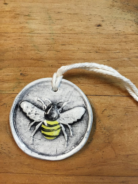 Honey Bee and Hive Ceramic Gift Tags