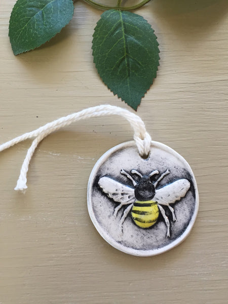 Honey Bee Ceramic Gift Tags